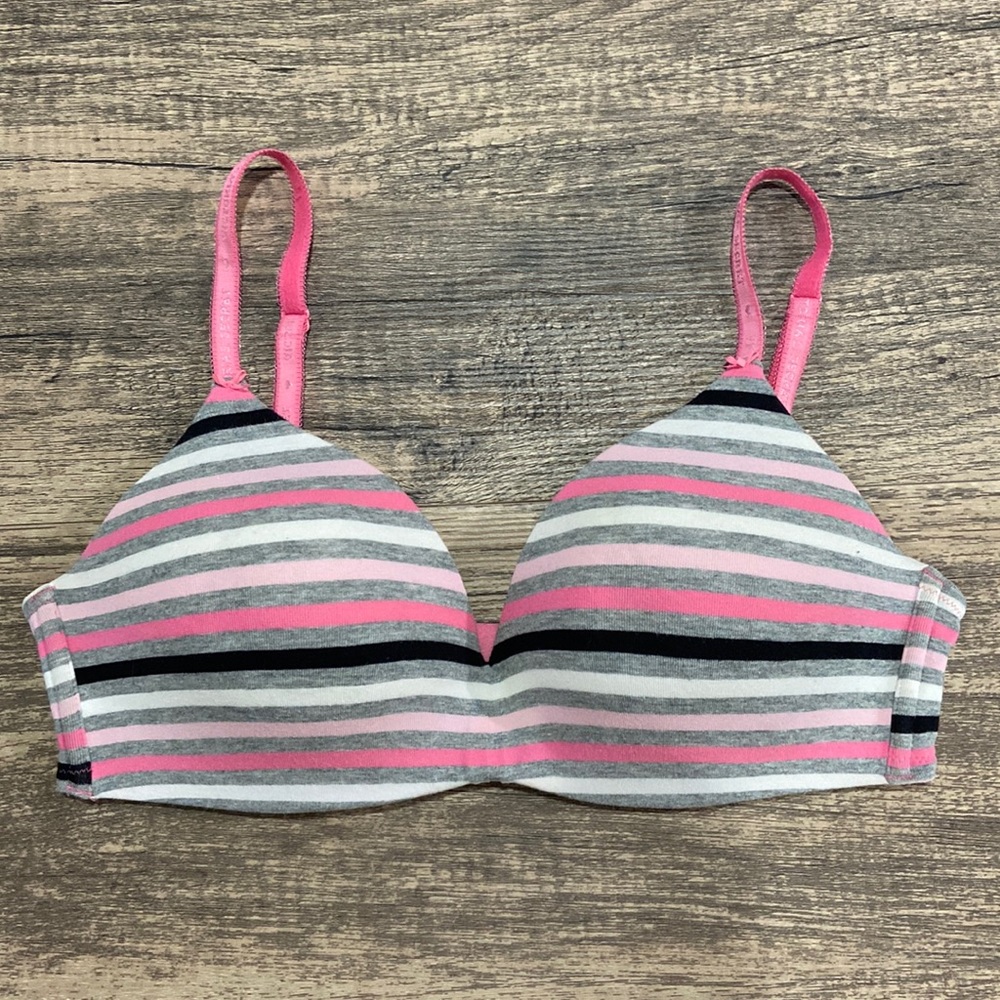 Victoria’s Secret Cotton Wireless Multi Stripes Bra Size 36C